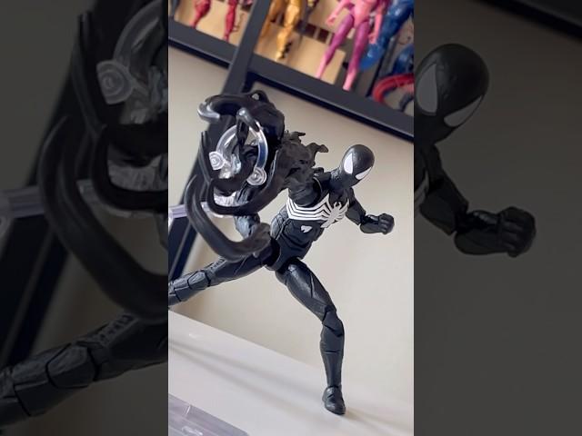 Marvel Legends PS5 Symbiote Spider-Man! #spiderman #ps5 #venom #actionfigures #marvel #marvellegends