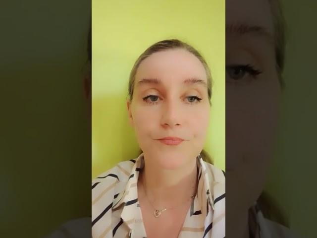 Игорь Северянин. Ананасы в шампанском. Читает Галина Гущина.