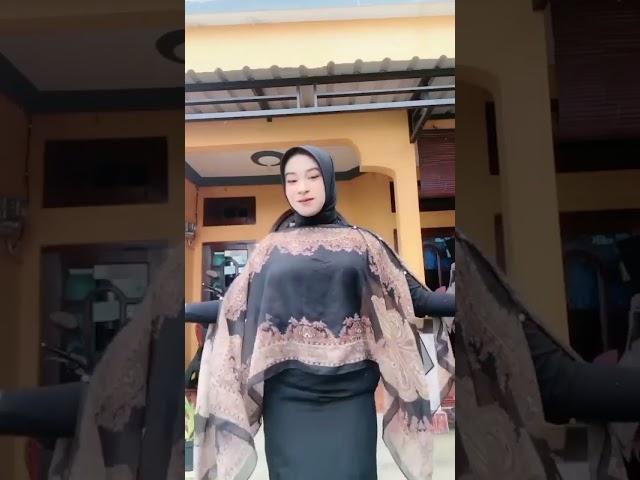 jilbab buka baju