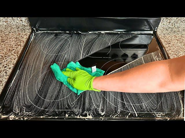 The Secret To Cleaning Glass Cooktops Like A Pro!