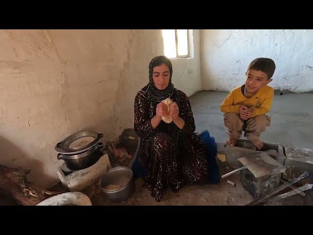 "️ Preparing a Nomadic Breakfast by Zahra Dehzireh for Her Children "