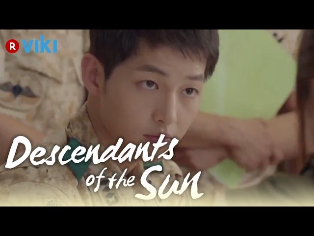 Descendants of the Sun - EP3 | Song Hye Kyo Draws Song Joong Ki's Blood [Eng Sub]