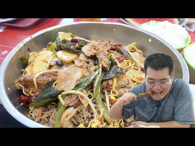 探店北大食堂，农园麻辣香锅好吃不贵！60块点一大盆【太阳探店plus】