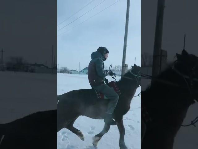 Ақпандағы ауыл. Айқын балуан. Құндызды. Осакаров ауданы, Қарағанды облысы