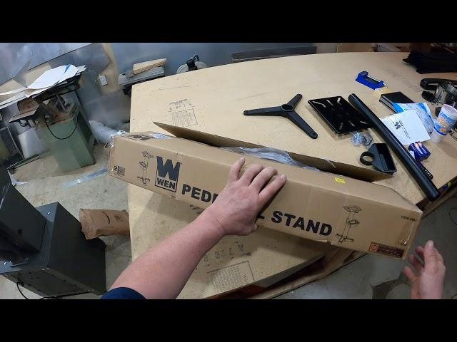 WEN 4288 Cast Iron Bench Grinder Pedestal Stand with Water Pot Unboxing