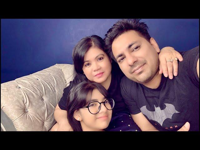 Ana Malhotra Vlogs is live