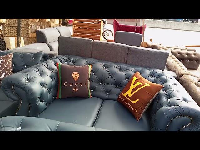 Sofa Capitonné disponible sur commande dans tous nos showroom +243899853088