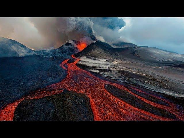 12 highest active and extinct volcanoes in Russia