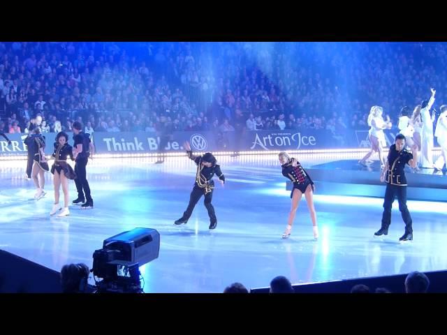 Art on Ice 01.03.2014 (Eveningshow), Finale to "Euphoria" with LOREEN