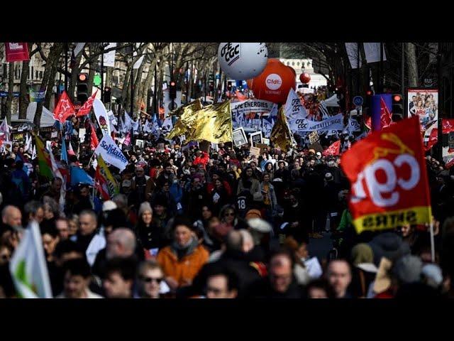 New pension strikes grip France as MPs wage legislative battle • FRANCE 24 English