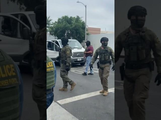 ICE agents detain people near Hollywood Home Depot