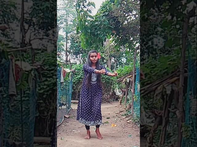 Bijuliya#trending #shortsfeed #nagpurisong #youtubeshorts #dance #sangitamahato