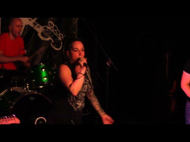 Turn OFF - Les Valeurs de l'enfance (17.02.2024 Strasbourg @ Molodoï) [HD]