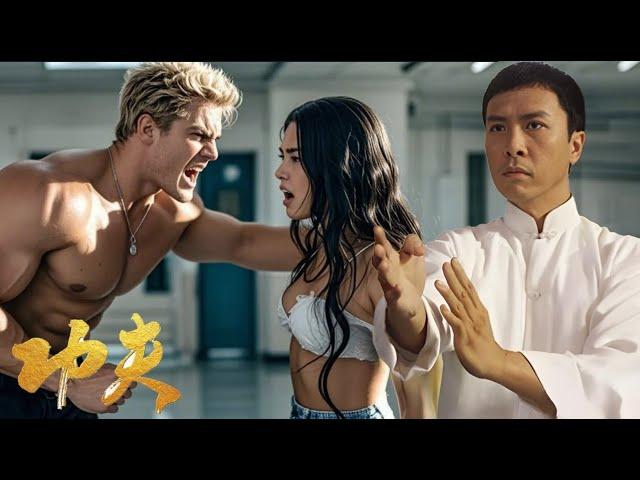 Foreigner bullies a girl on the street? A Chinese young man steps up, takes him down in one move!