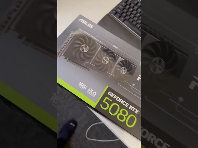 Unboxing ASUS PRIME OC RTX 5080