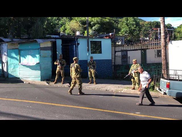 Cerco de seguridad en colonia 10 de Octubre de San Marcos