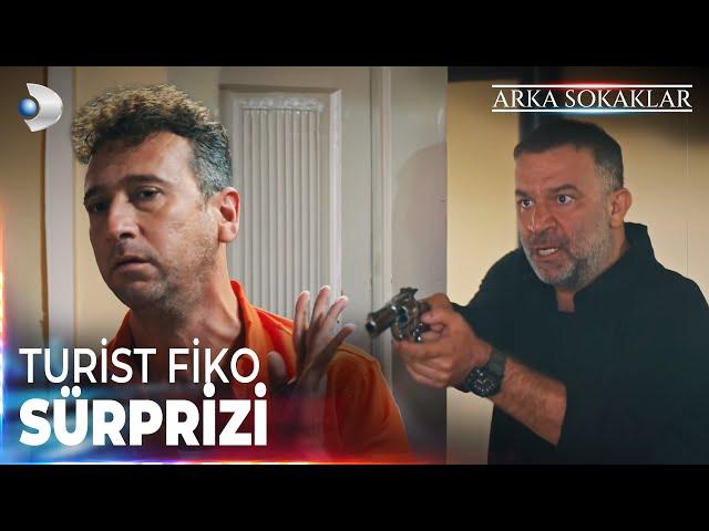 Fiko'nun, Mesut İle Tanışması #ArkaSokaklar Özel Klip