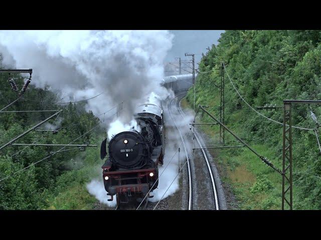 001 180-9 und E10 228 an einem Zug: Der DBK Bodensee-Express am 25.08.2024