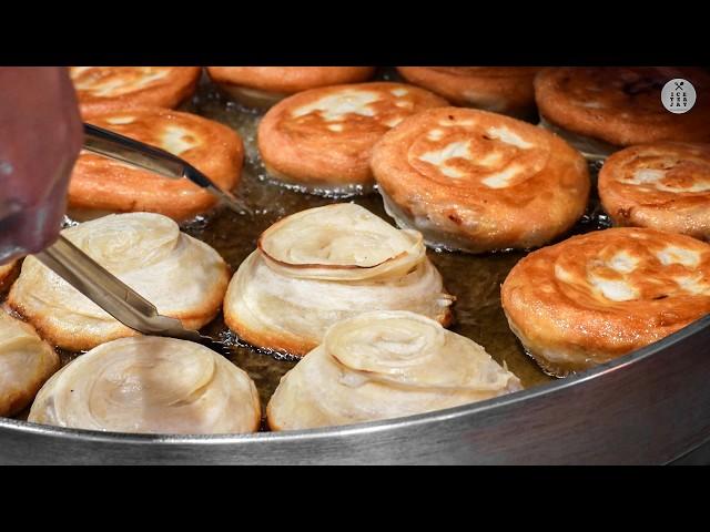 Endless Queue ! Chinese Muslim Beef Roti in Kuala Lumpur - Malaysia