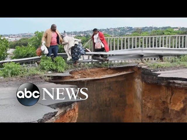 South Africa floods leave hundreds dead, dozens missing | ABCNL