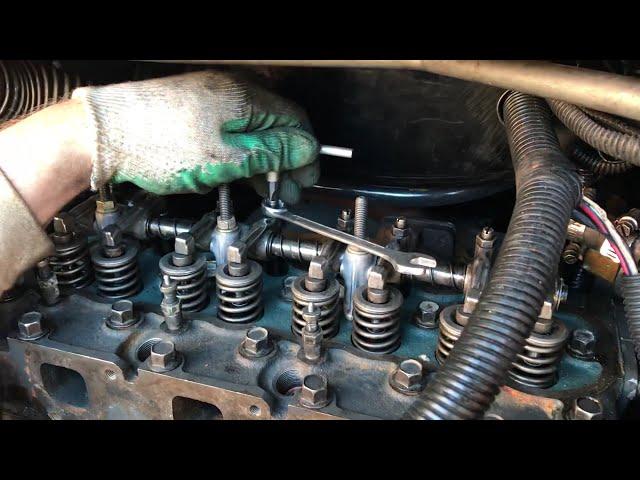 Adjustment of BOBCAT valves with kubota 2203 engine