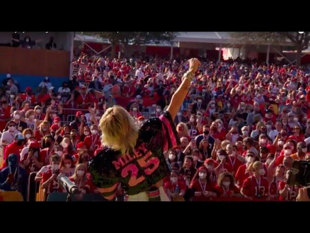 Miley Cyrus - Angels Like You (Live at the SuperBowl #TiktokTailgate)