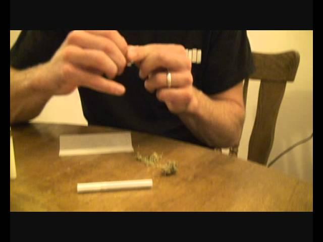 The English of everything - Lesson 28 - How to roll a joint