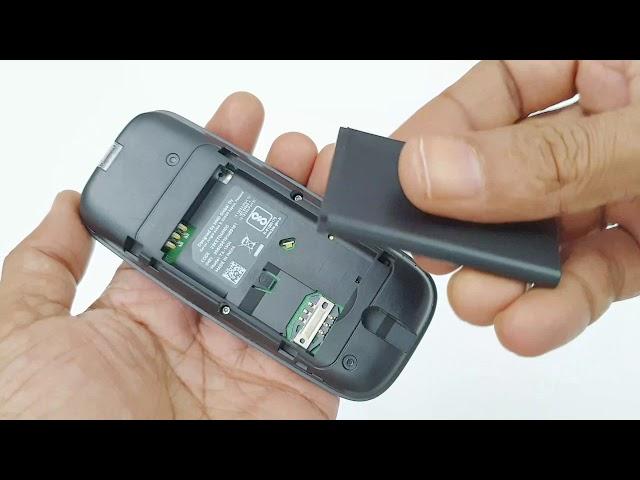 Nokia 105 /106 - How to Remove Battery and Insert SIM