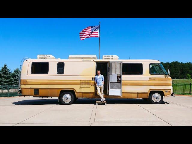 A 105 YEARS old RV - REAL LEGEND!