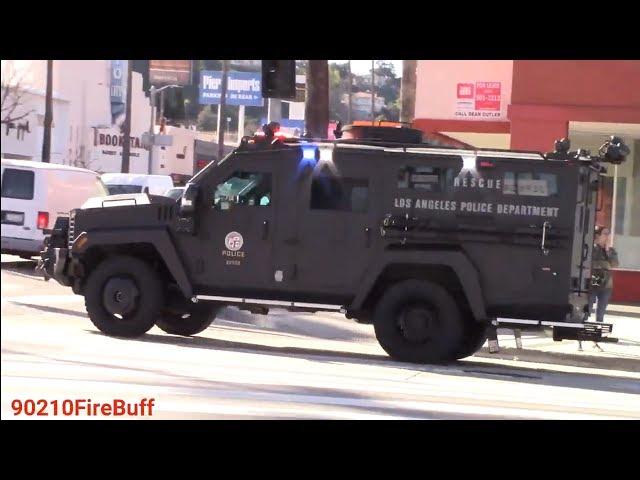 LAPD SWAT Responding Code 3