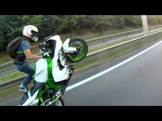 ПОДБОРКА ВИДЕО  НА ЗАДНЕМ КОЛЕСЕ На МОТО.|WHEELIE