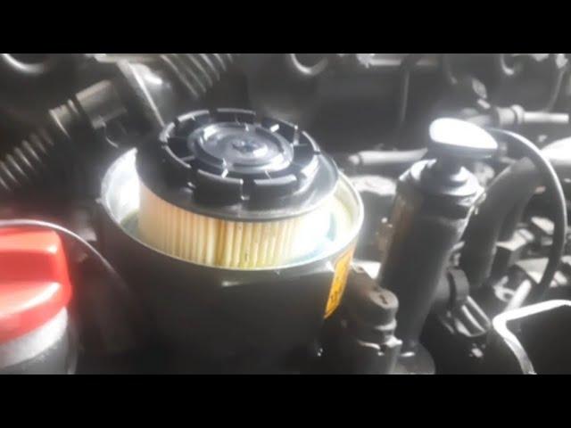 DAF XF euro 6 / fuel filter installation