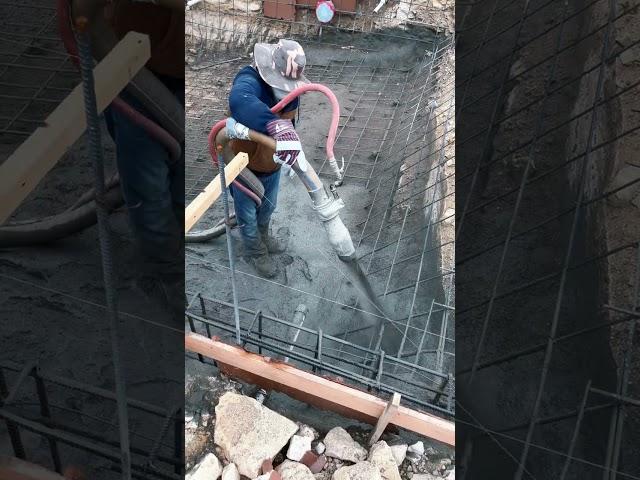 Applying Gunite for a Custom Swimming Pool #custompool #poolconstruction #gunite #poolbuilder #pool