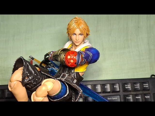 Play Arts Kai Final Fantasy X Tidus (2024) Shoulder Strap Demonstration