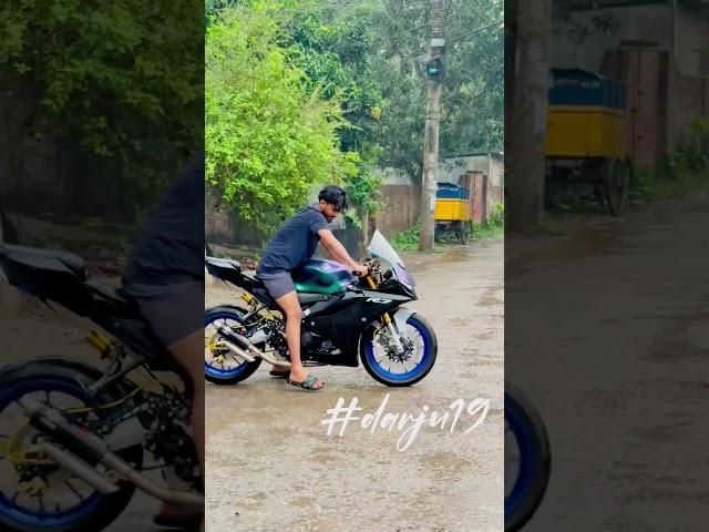 #r15 #r15v4 #v4 #rider #biker #tranding #trandingshorts #viralvideo #automobile #yamahar15 #love