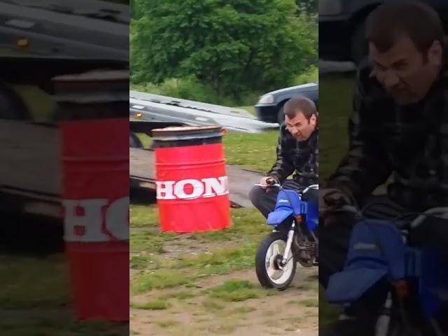 6ft tall man on miniature pit bike #shorts #pitbike #donutpatrol #racetrack #burnout