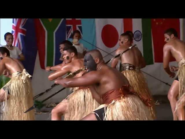 HARLAN SHAKE FIJIAN STYLE - Polyfest 2013 - Southern Cross Campus