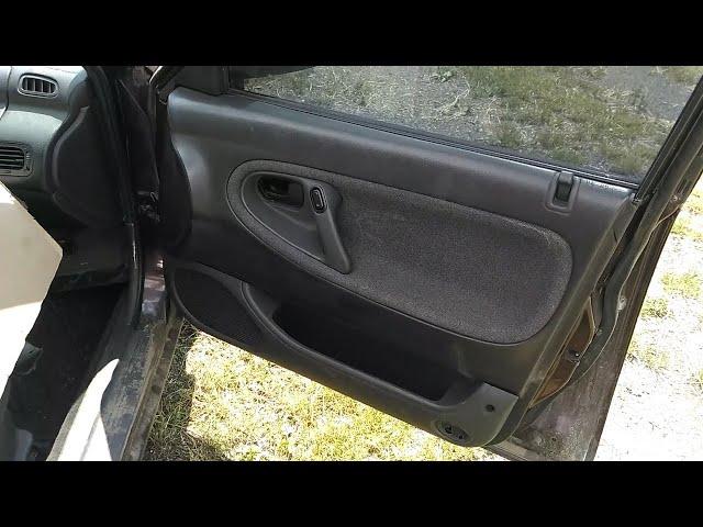 Как снять дверную карту Мазда 626GE