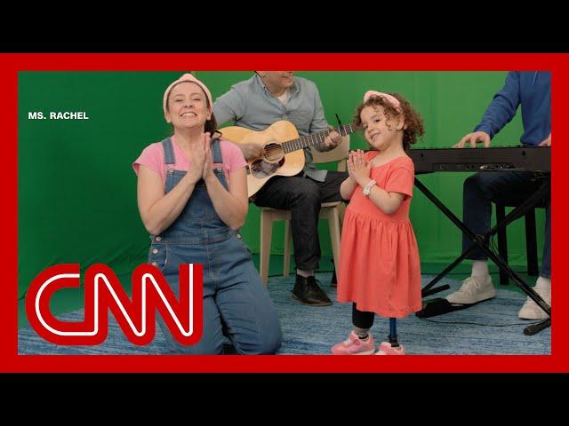 YouTube star Ms. Rachel sings with 3-year-old double amputee from Gaza