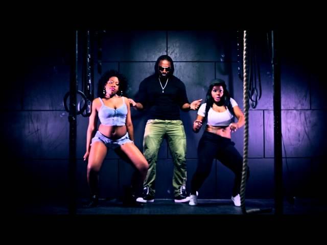 RD feat JR12-Girl ur Hot (Official Video)