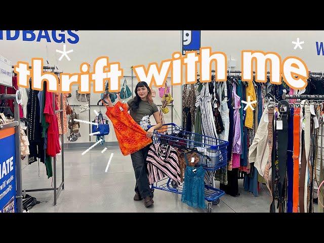 THRIFT WITH ME // thrift shopping in Vegas for y2k clothes!!!