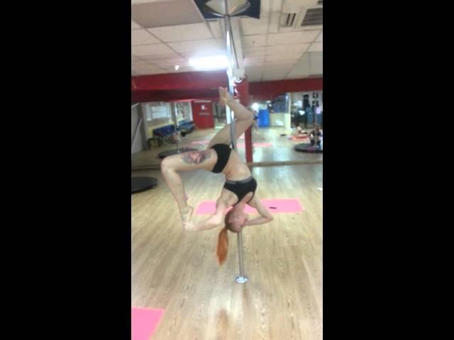 Cortontion scorpio -pole dance