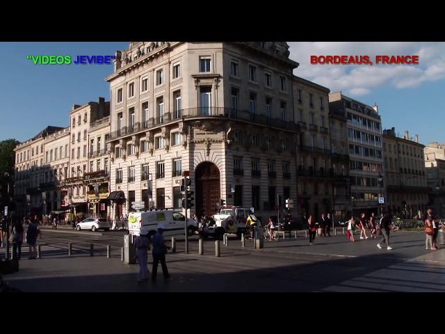 BURDEOS, (BOURDEAUX), CAPITAL TURÍSTICA Y  DE VIÑEDOS.