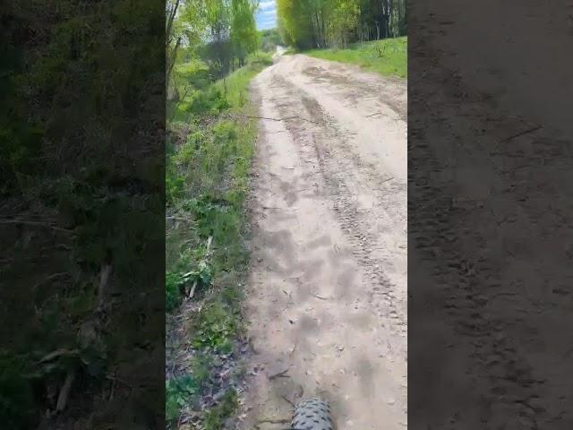 Катим по щебёнке на фэтбайке / начало маршрута на 40 км