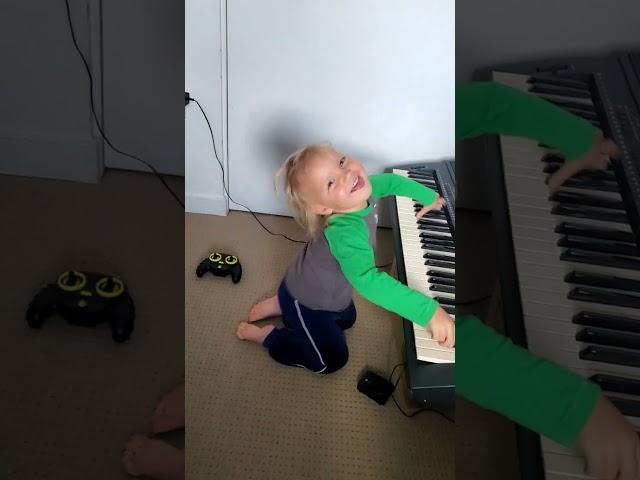 How to Play piano /keyboard- #funny #kids @FunFormator