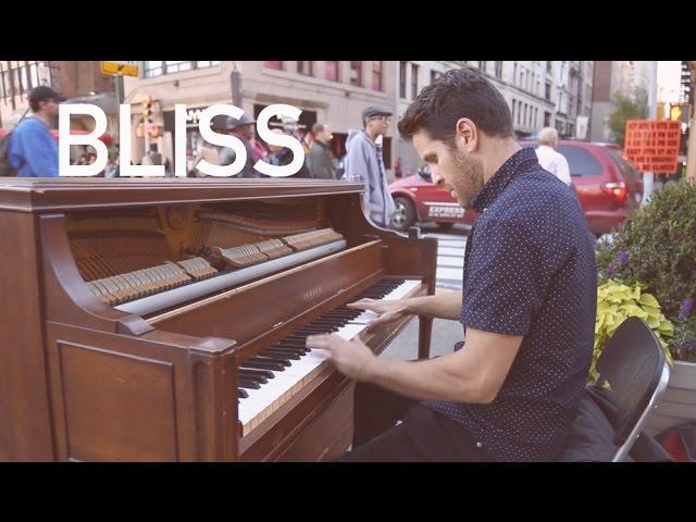 Bliss by Dotan Negrin - Recorded LIVE in Union Square, New York City (RE-EDIT)