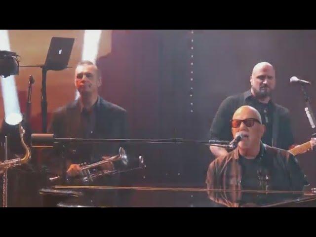 Expert breaks down Billy Joel's brain condition