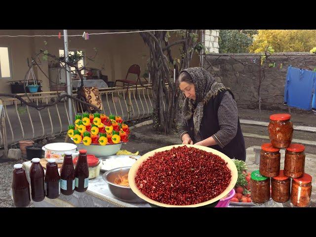 We made adjika salad with pomegranate juice and vegetables using my grandmother's easy recipe.