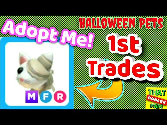 What people Trade for Mega Neon White Mummy Cat in Adopt Me ! #adoptmetrades #tradingmegapet