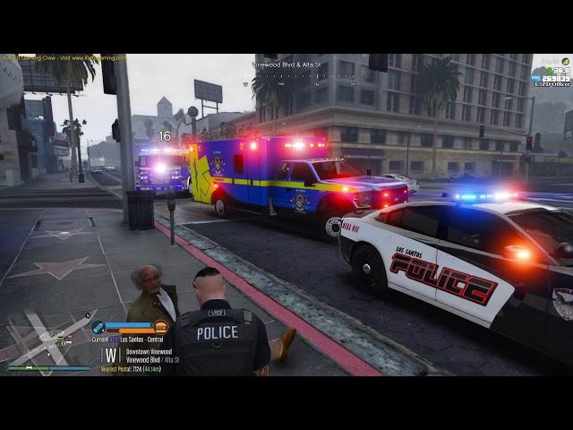 Kuffs Gaming Server - GTA5 - FiveM - PC - Roleplay - Intoxicated male in the middle of Vinewood Blvd